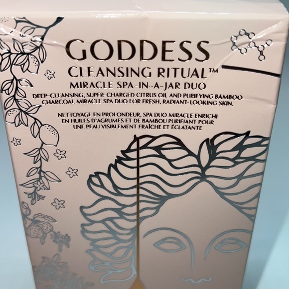 💕NEW CHARLOTTE TILBURY GODDESS CLEANSING RITUAL - Picture 3 of 6